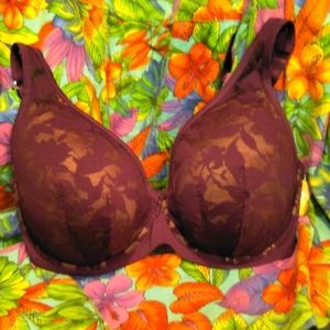 First love bra size 38F.